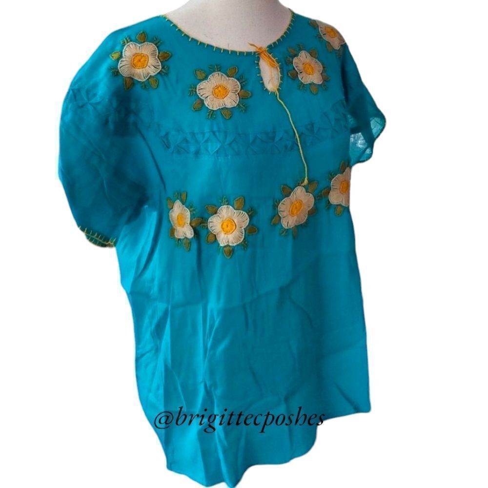 HANDMADE Traditional Embroidered Mexican Blouse - Picture 2 of 12